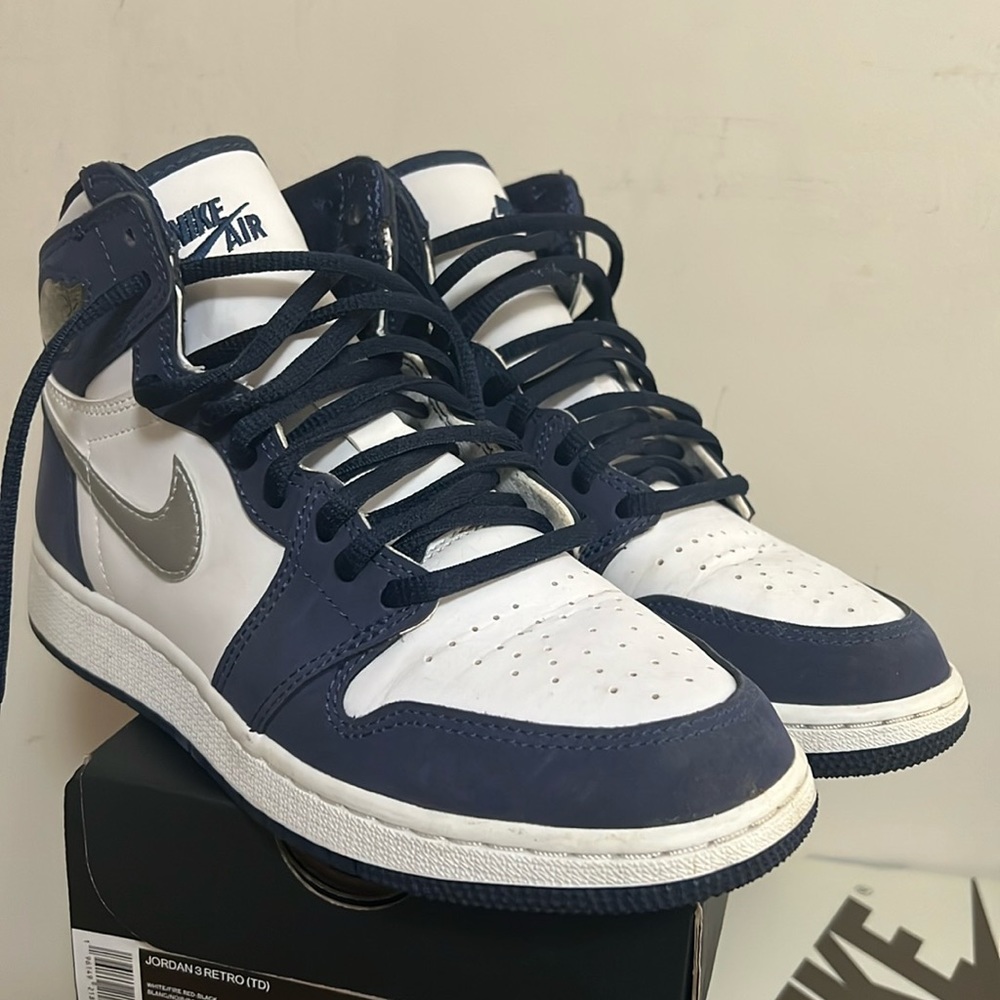 Jordan 1 high midnight navy size 6 youth used